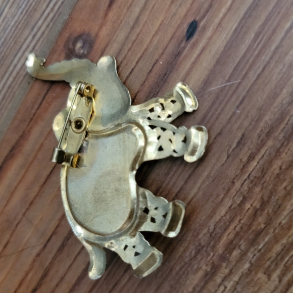 Vintage elephant Brooch pin - Picture 2 of 2